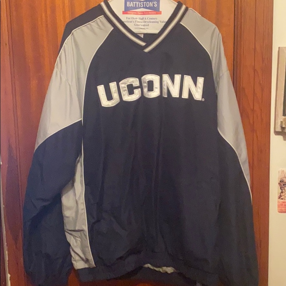 University of Connecticut pullover